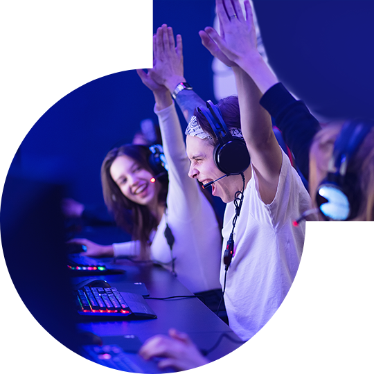 j9九游会真人国际第一独家双向驱动技术<br>让电竞玩家尽情享受极致高速快感